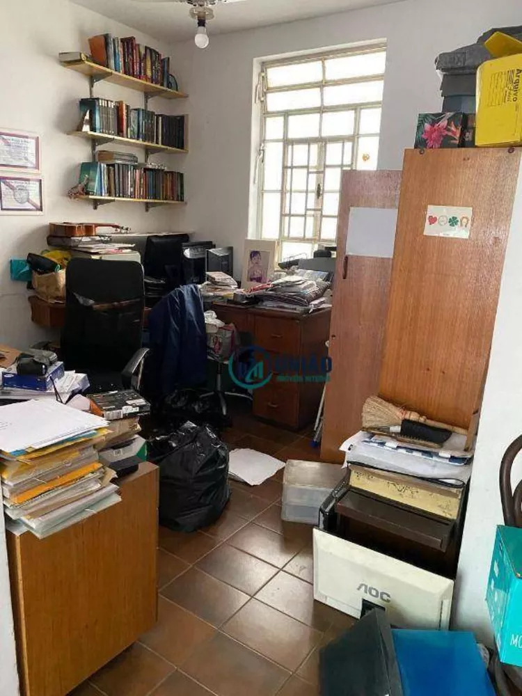 Casa, 5 quartos, 200 m² - Foto 3