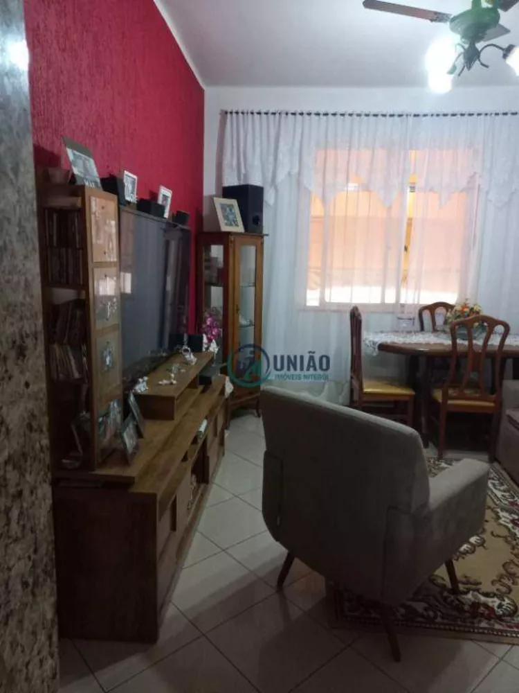 Apartamento à venda com 2 quartos, 58m² - Foto 3