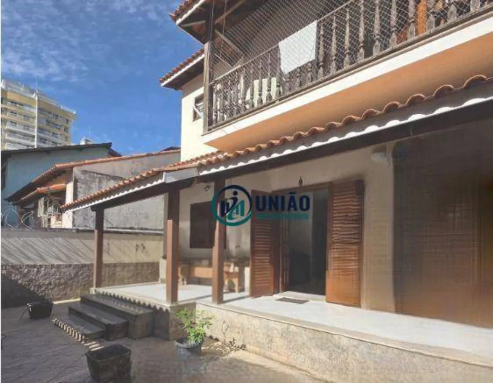Casa, 4 quartos, 380 m² - Foto 1