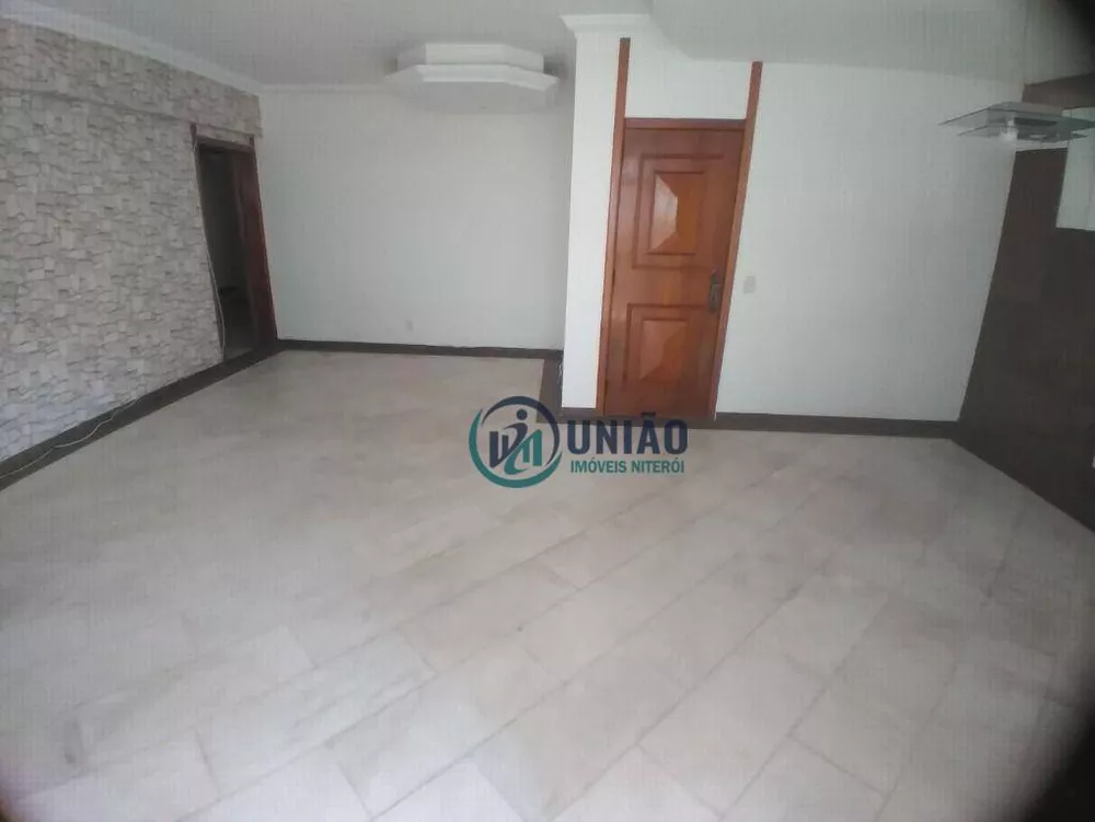 Apartamento à venda com 4 quartos, 220m² - Foto 6