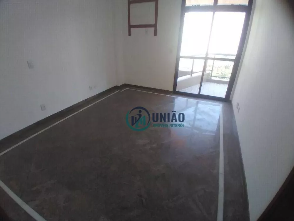 Apartamento à venda com 4 quartos, 220m² - Foto 10