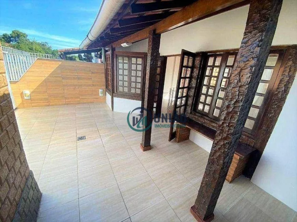 Cobertura à venda com 2 quartos, 170m² - Foto 3