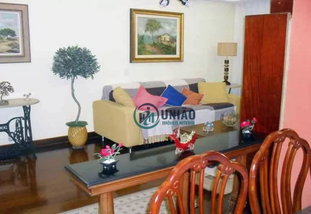 Apartamento à venda com 3 quartos, 113m² - Foto 1