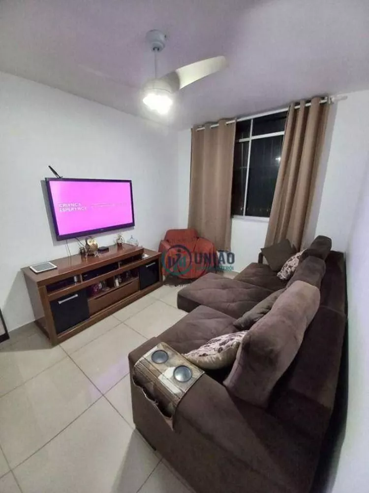 Apartamento à venda com 2 quartos, 67m² - Foto 2