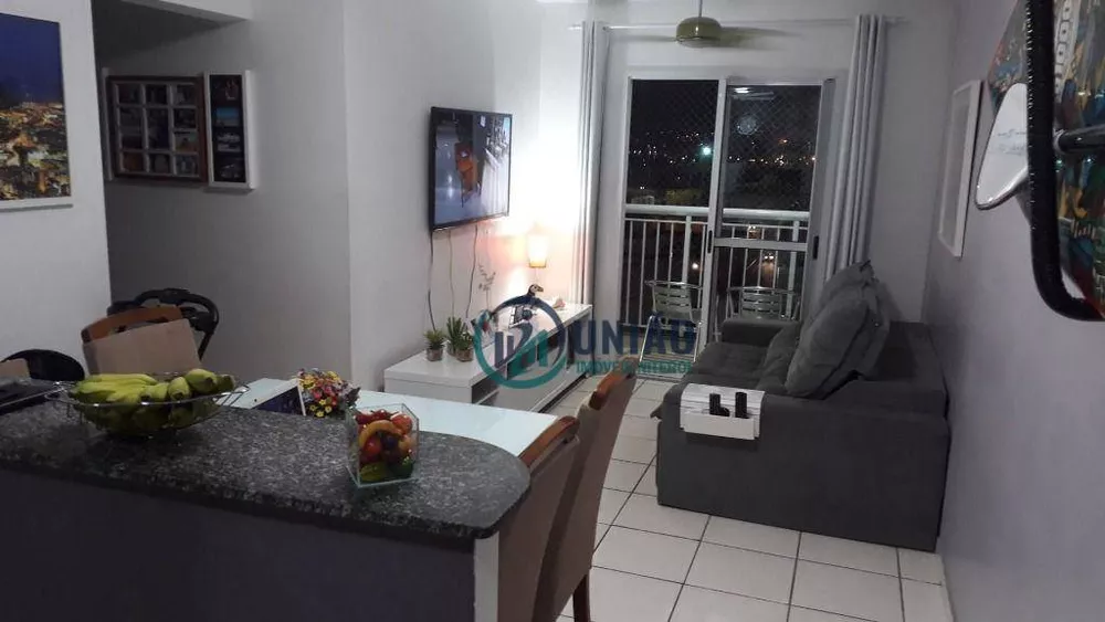 Apartamento à venda com 2 quartos, 60m² - Foto 4