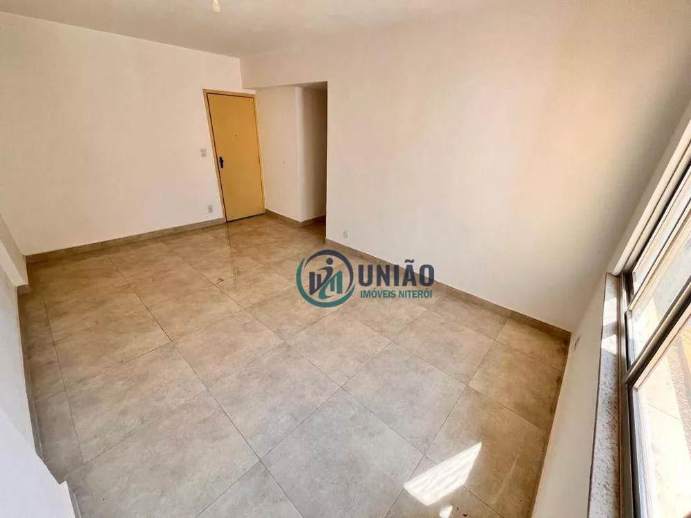 Apartamento à venda com 2 quartos, 74m² - Foto 6