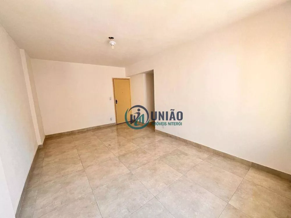 Apartamento à venda com 2 quartos, 74m² - Foto 5