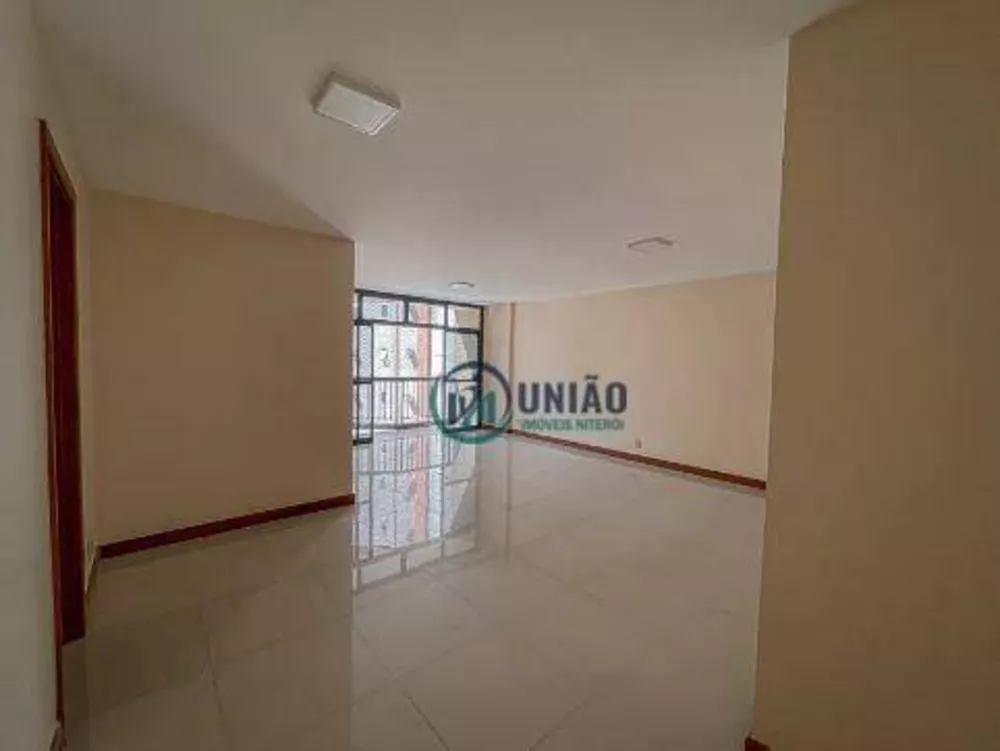 Apartamento à venda com 4 quartos, 150m² - Foto 1