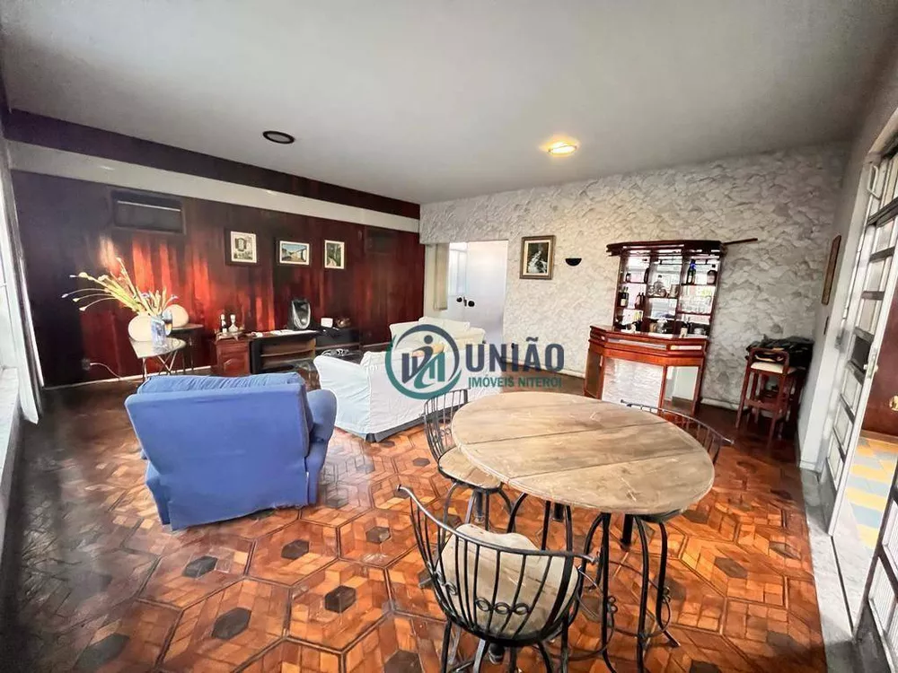 Casa, 4 quartos, 406 m² - Foto 1