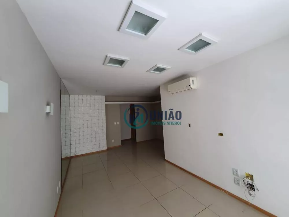 Apartamento à venda com 2 quartos, 90m² - Foto 3