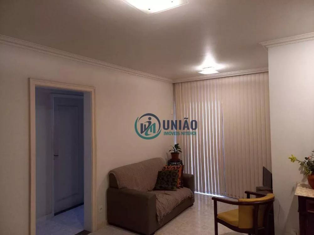 Apartamento à venda com 3 quartos, 90m² - Foto 2