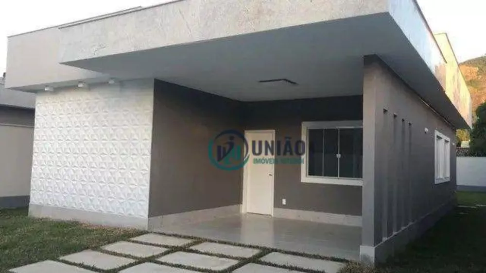 Casa à venda com 3 quartos, 128m² - Foto 2