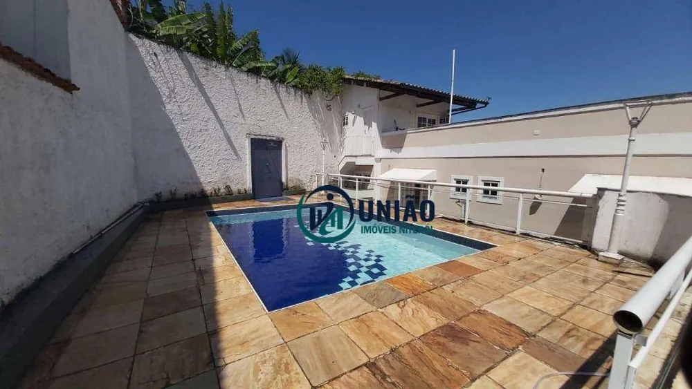 Casa, 5 quartos, 283 m² - Foto 2