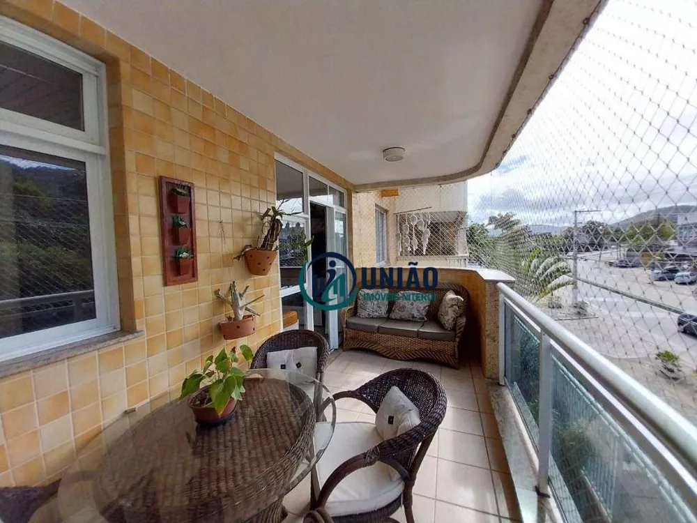 Apartamento, 3 quartos, 140 m² - Foto 1