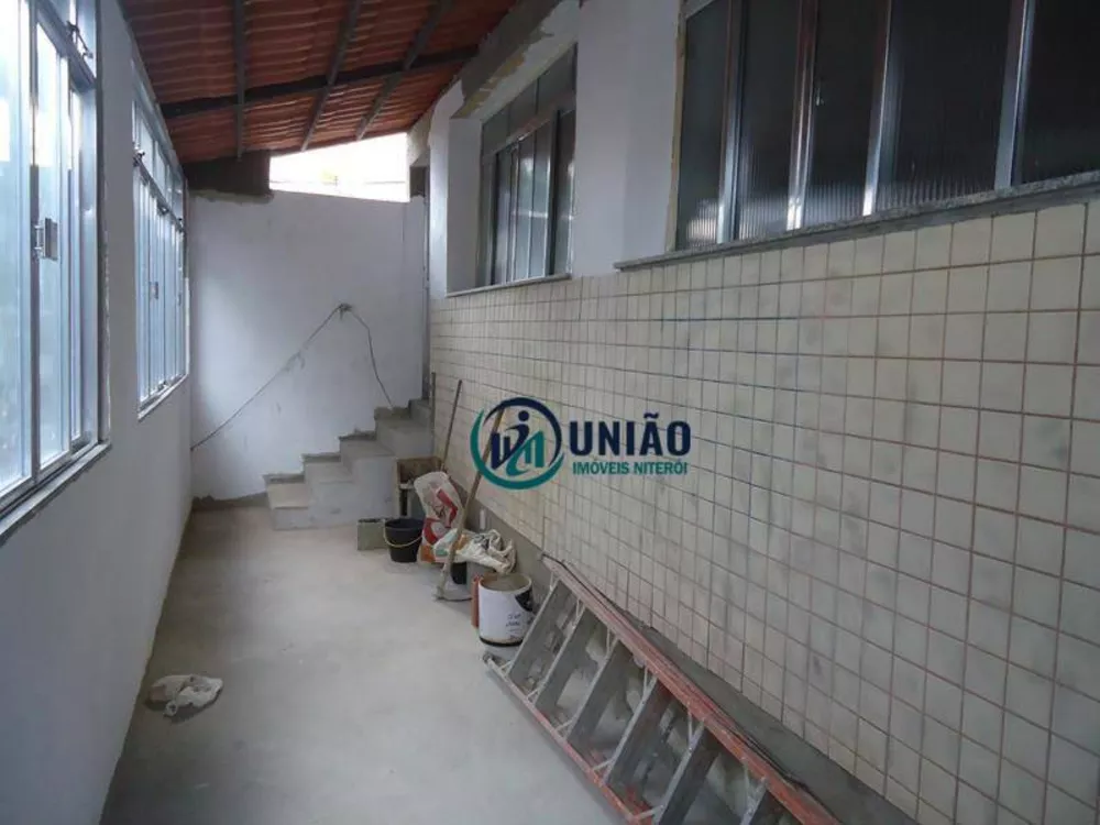 Casa, 4 quartos, 220 m² - Foto 4