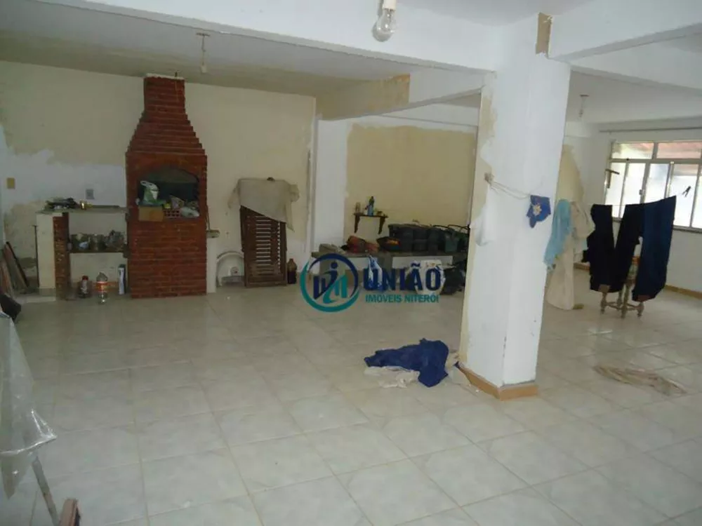 Casa, 4 quartos, 220 m² - Foto 3