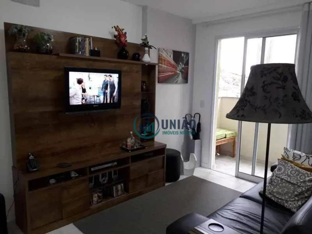 Apartamento à venda com 2 quartos, 66m² - Foto 1