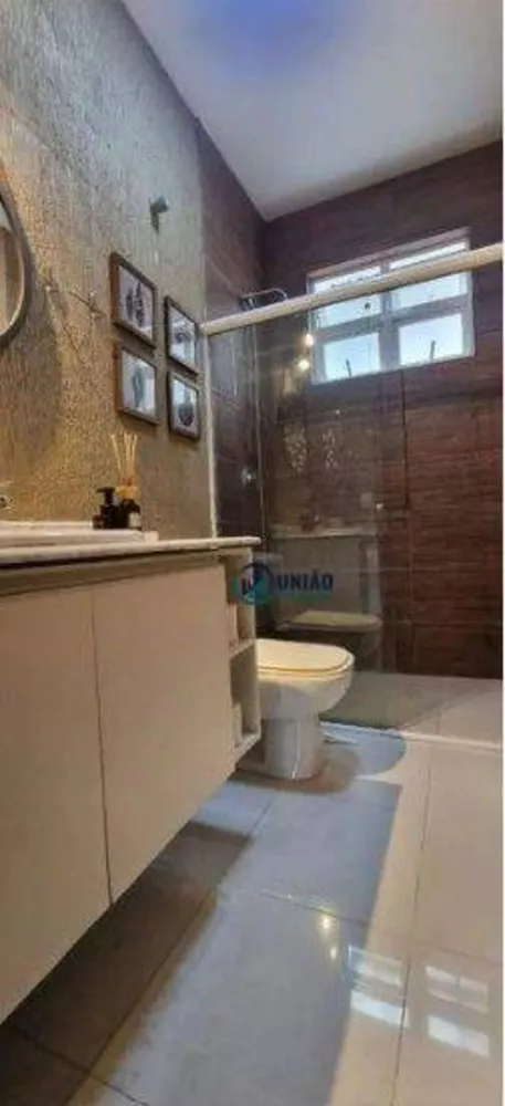 Casa, 4 quartos, 300 m² - Foto 1