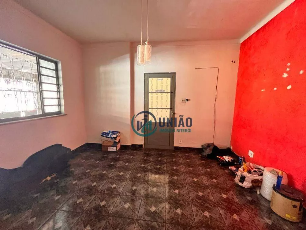 Casa à venda com 2 quartos, 180m² - Foto 5