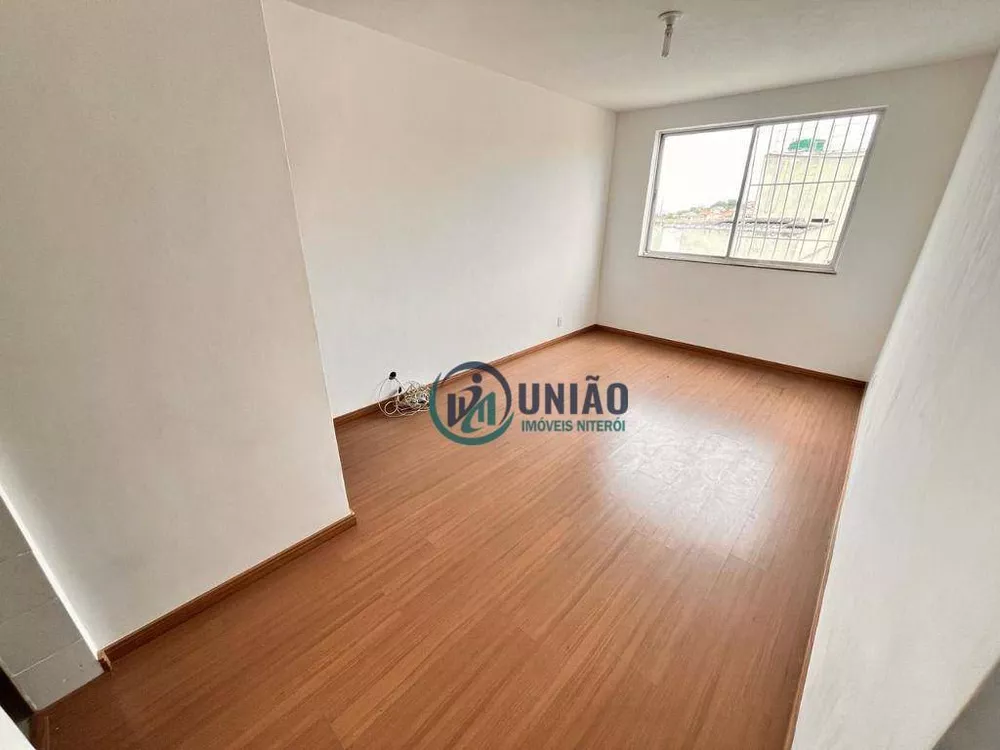 Apartamento à venda com 2 quartos, 62m² - Foto 1