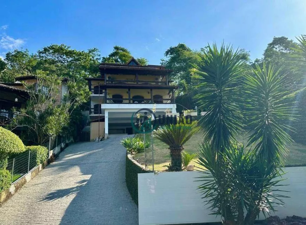 Casa de Condomínio à venda com 4 quartos, 369m² - Foto 1