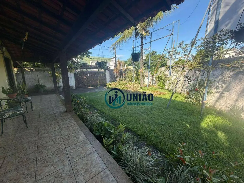 Casa, 3 quartos, 240 m² - Foto 4