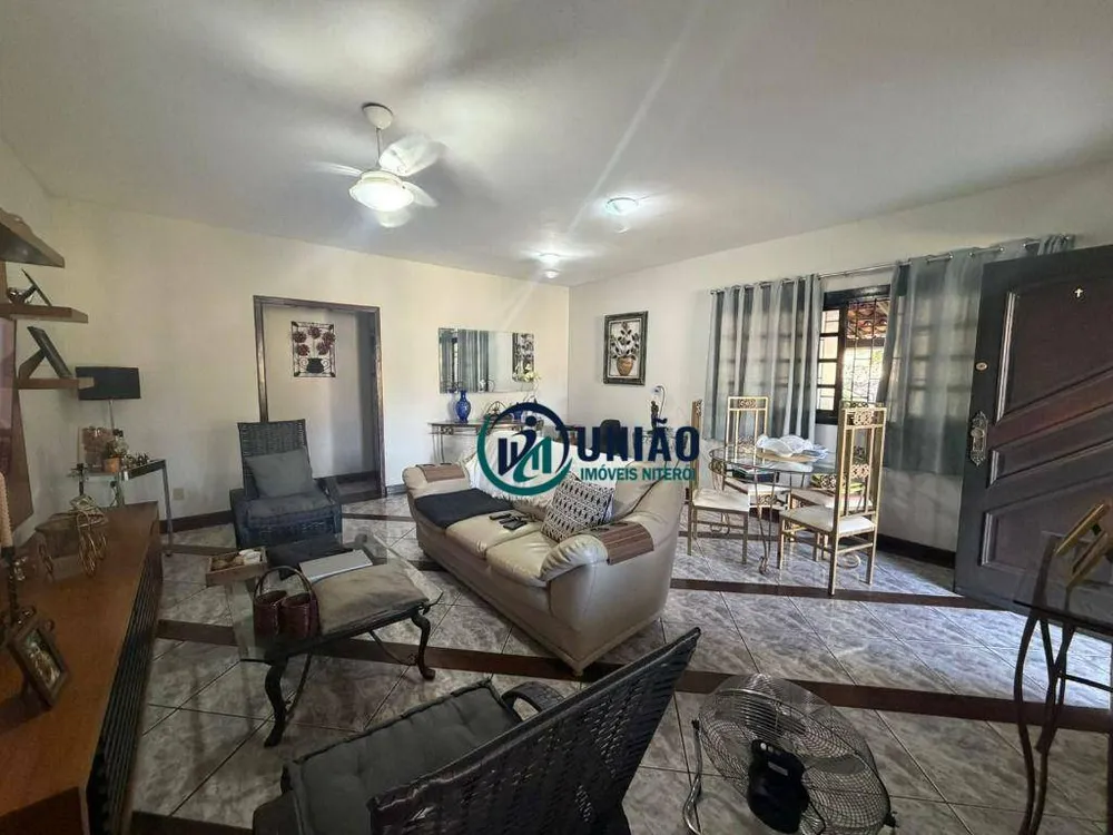 Casa, 3 quartos, 240 m² - Foto 19