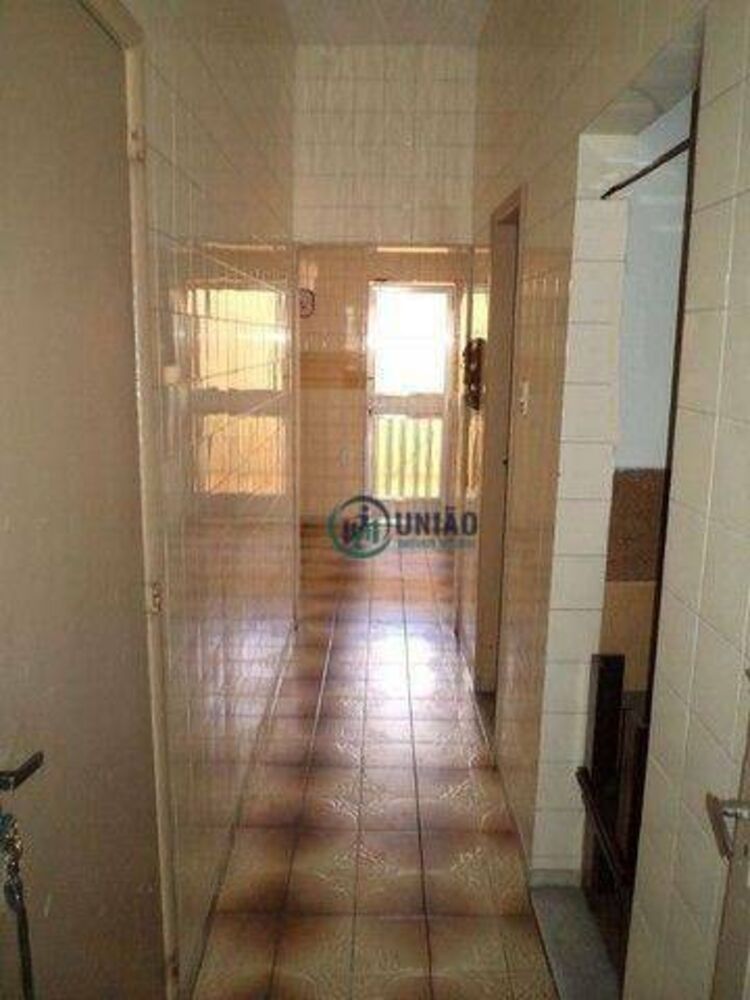 Casa, 3 quartos, 254 m² - Foto 19