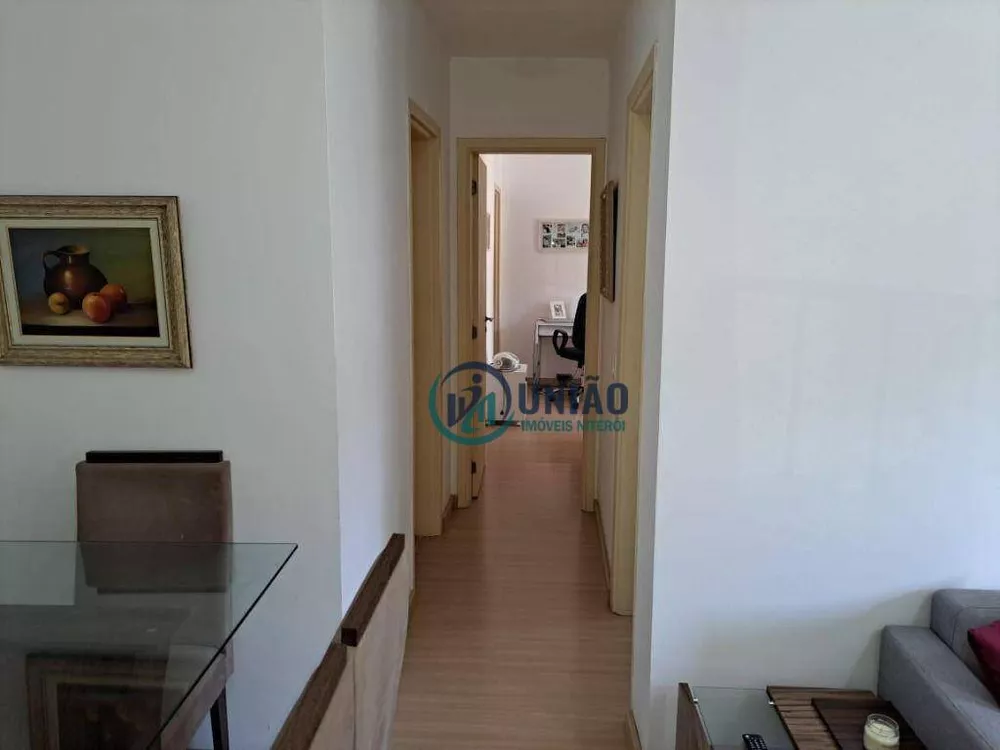 Apartamento à venda com 2 quartos, 67m² - Foto 5