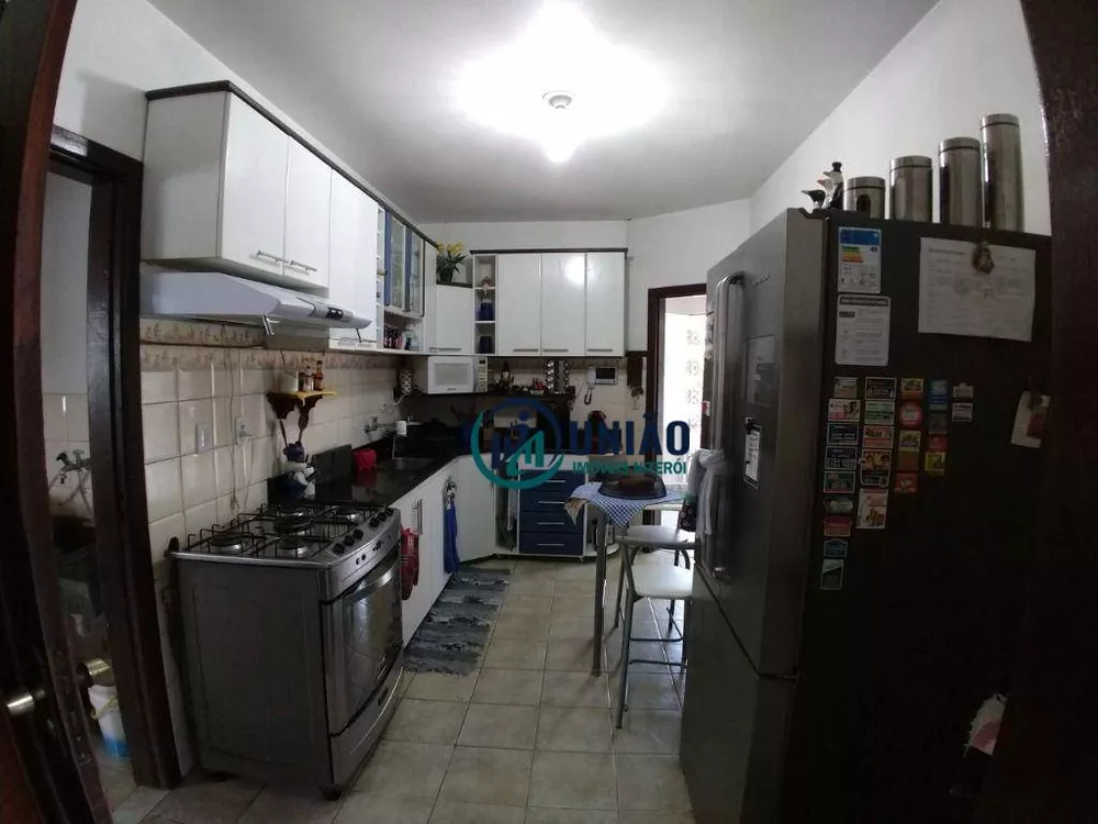 Casa, 3 quartos, 260 m² - Foto 15