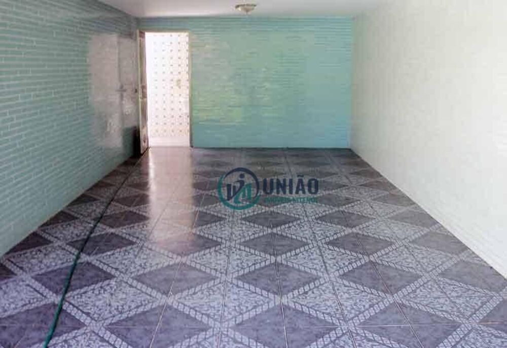 Casa à venda com 4 quartos, 280m² - Foto 4
