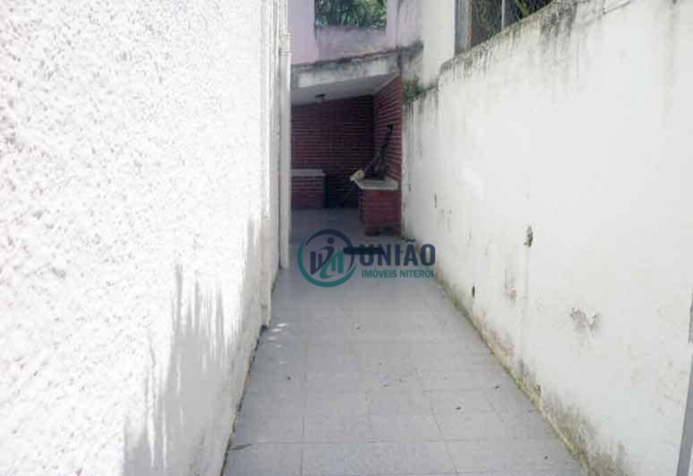 Casa à venda com 4 quartos, 280m² - Foto 8