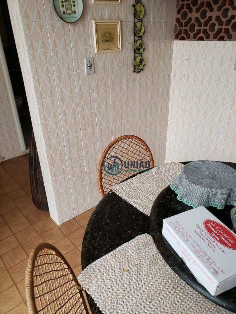 Casa, 4 quartos, 185 m² - Foto 3