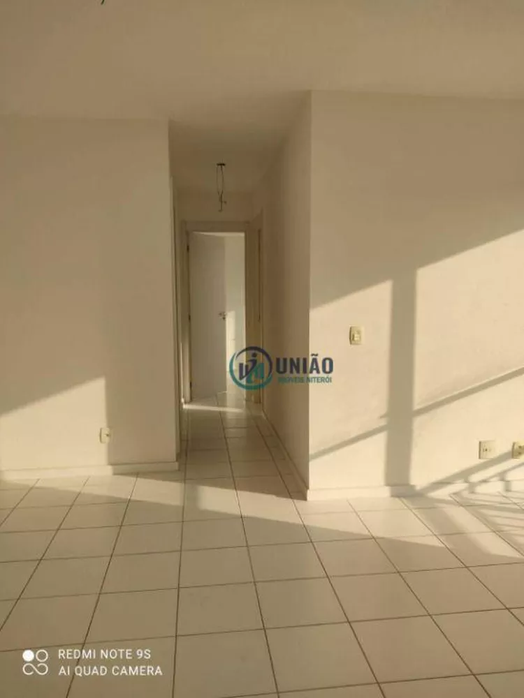 Apartamento à venda com 2 quartos, 55m² - Foto 3