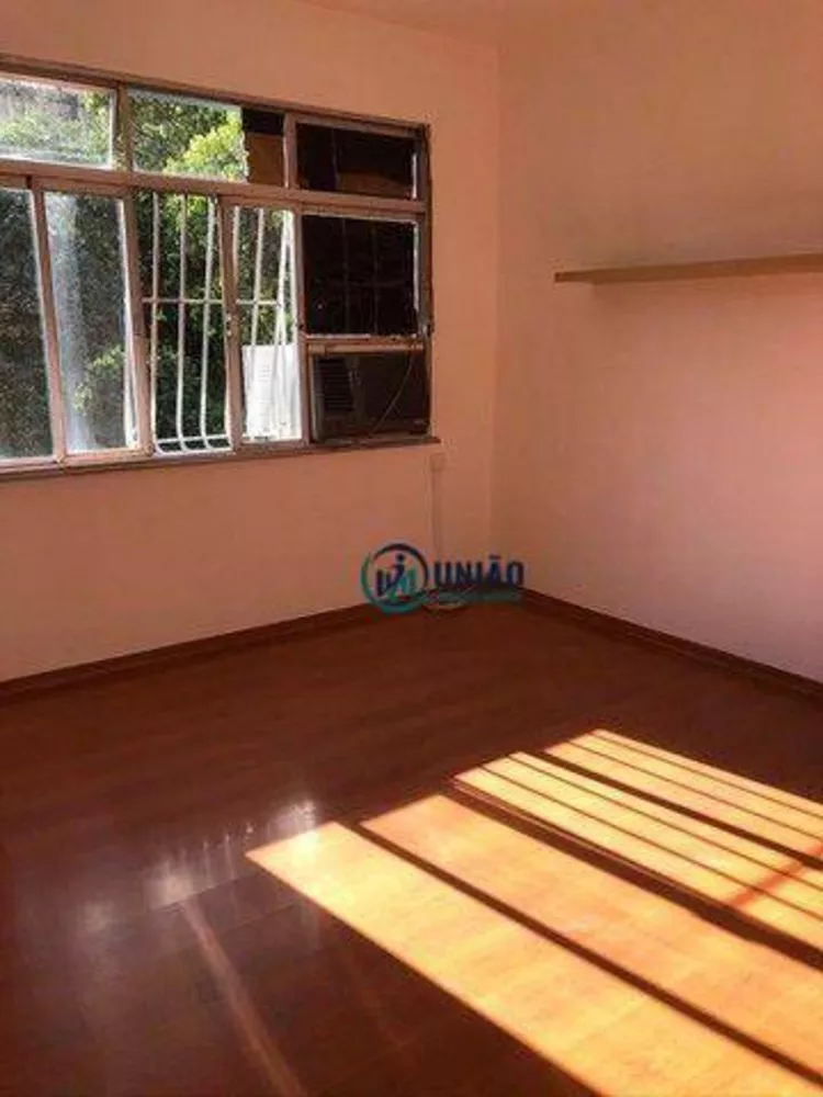 Apartamento, 3 quartos, 100 m² - Foto 1