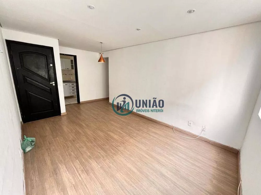 Apartamento à venda com 2 quartos, 55m² - Foto 3