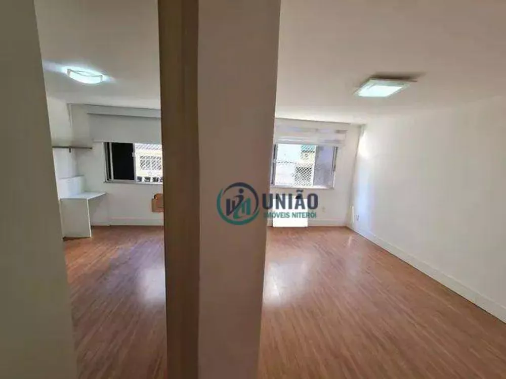 Apartamento à venda com 2 quartos, 90m² - Foto 3