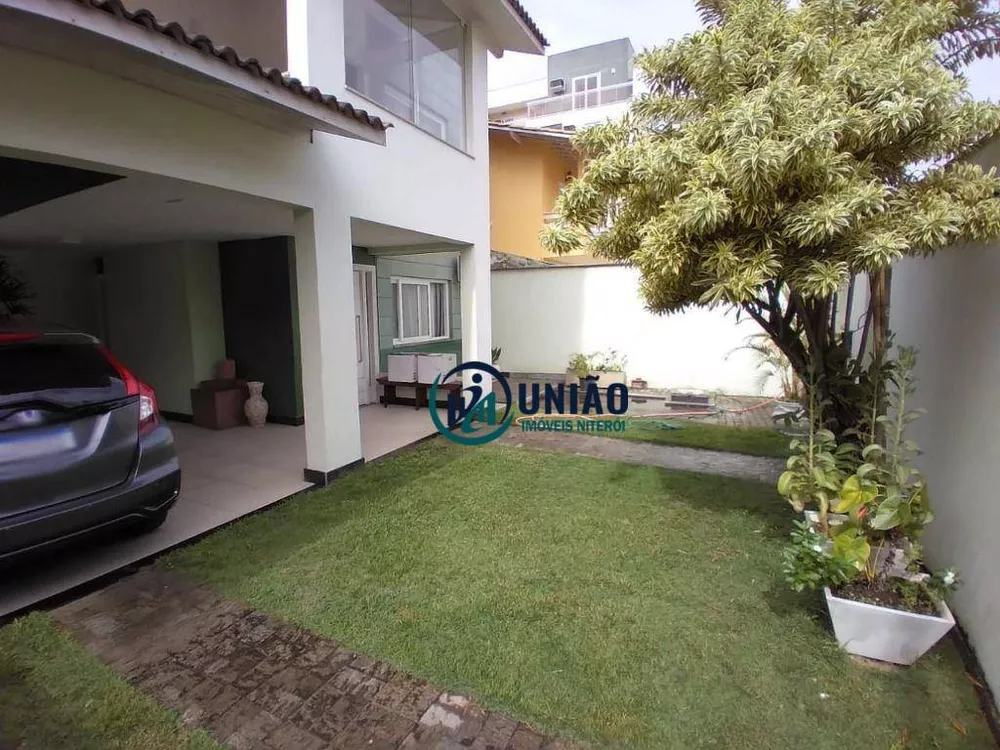 Casa, 3 quartos, 250 m² - Foto 1