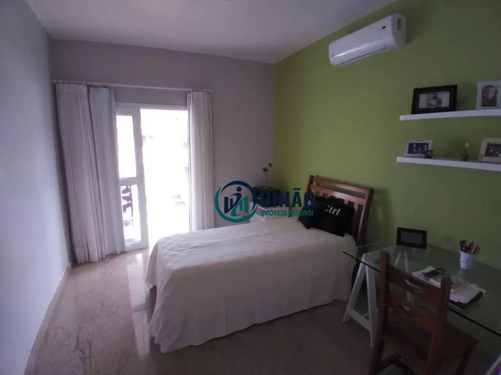 Casa, 3 quartos, 250 m² - Foto 11
