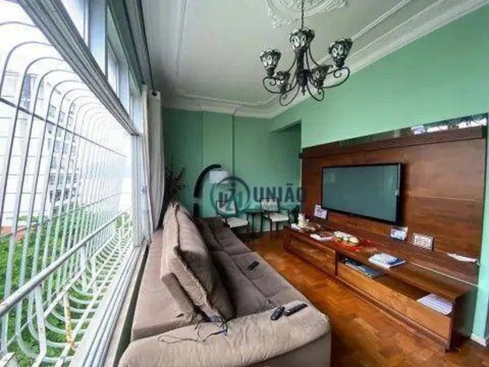 Apartamento à venda com 3 quartos, 105m² - Foto 1