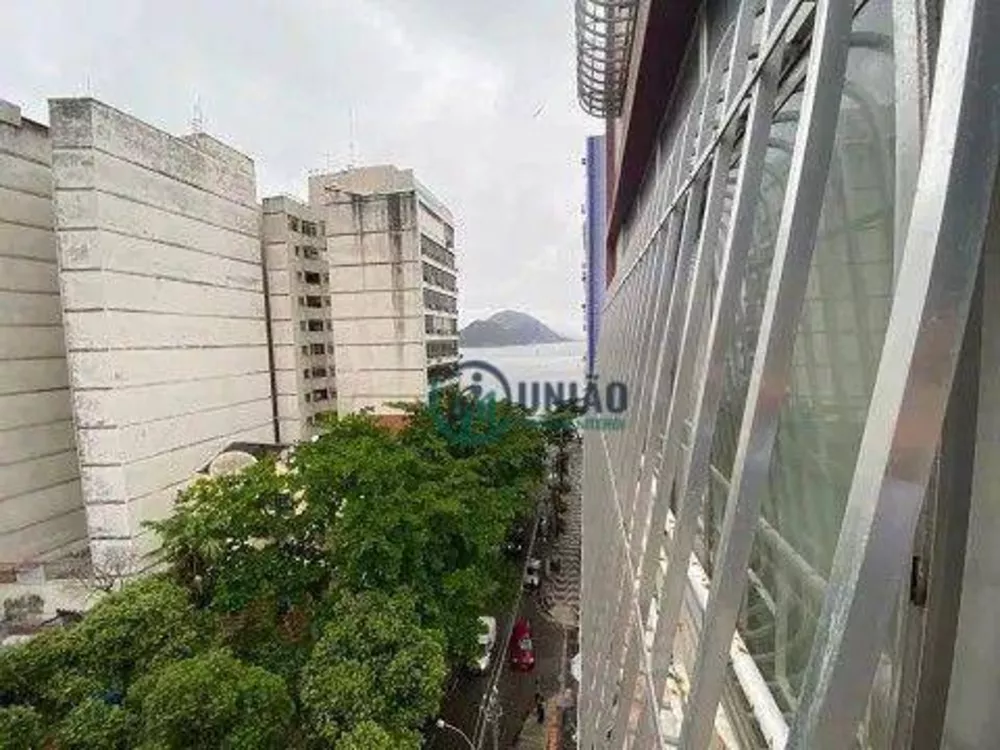 Apartamento à venda com 3 quartos, 105m² - Foto 3