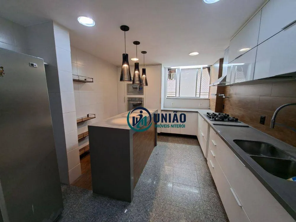Cobertura, 3 quartos, 212 m² - Foto 3