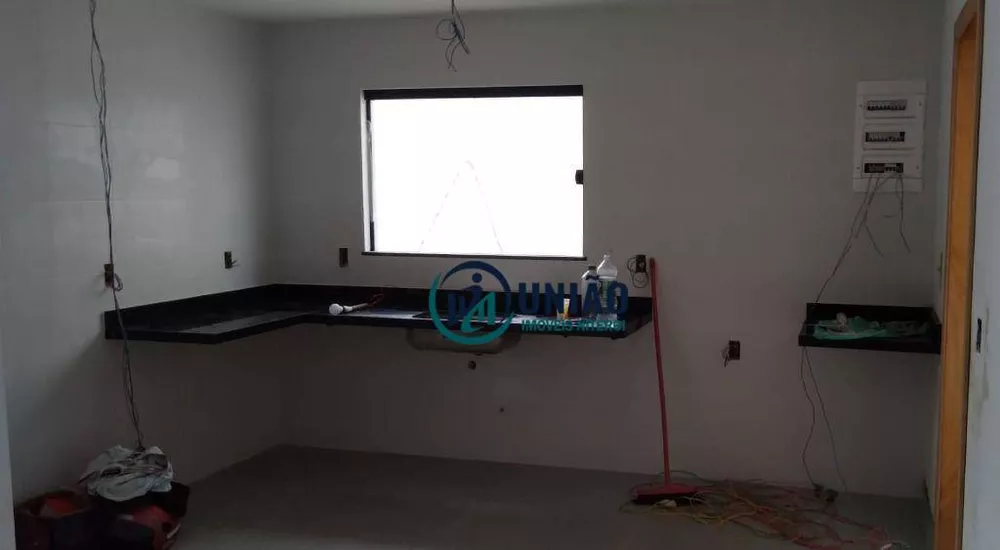 Casa, 3 quartos, 130 m² - Foto 1