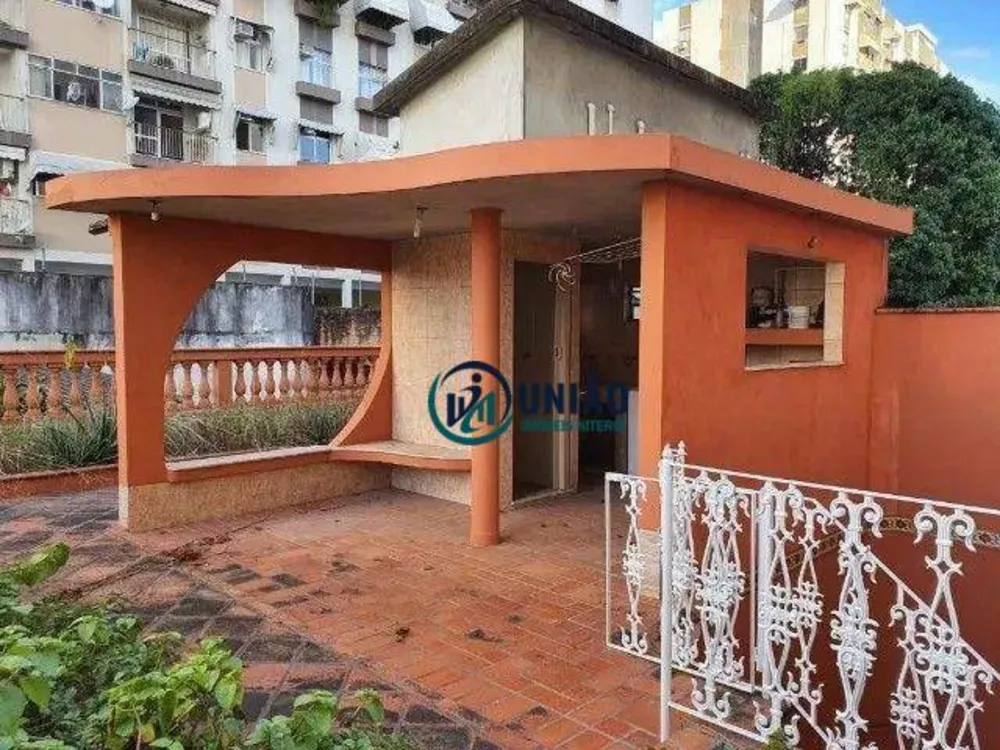 Casa, 4 quartos, 240 m² - Foto 16