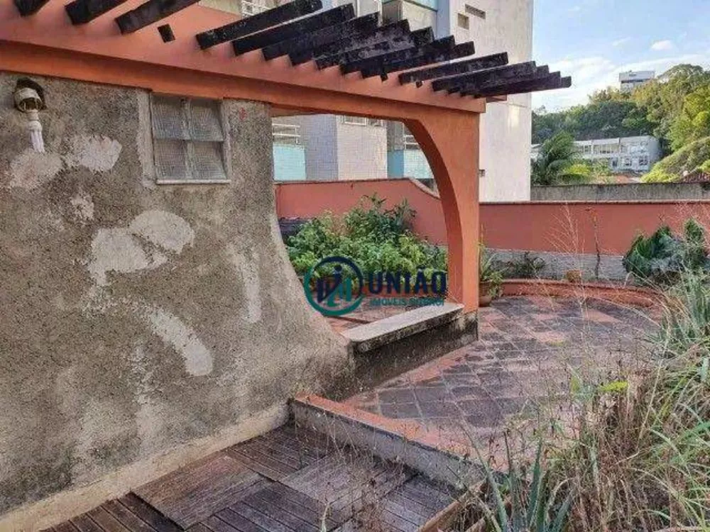 Casa, 4 quartos, 240 m² - Foto 17