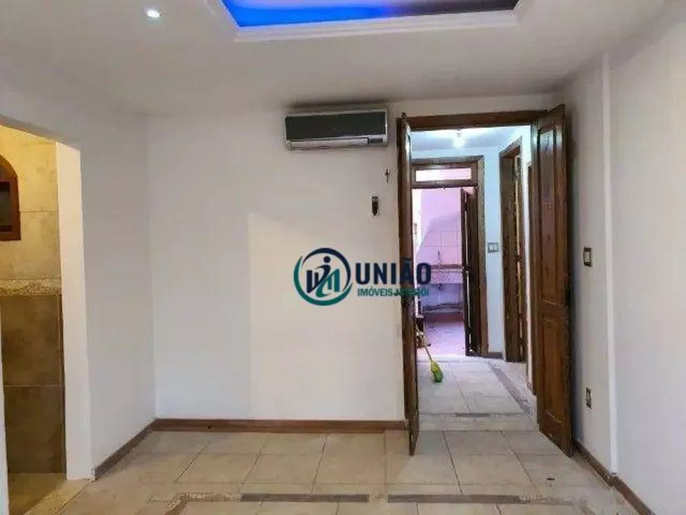 Casa, 4 quartos, 240 m² - Foto 5