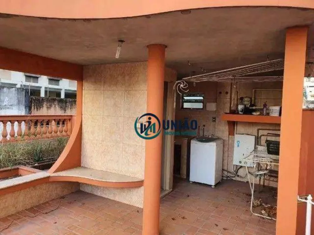 Casa, 4 quartos, 240 m² - Foto 14