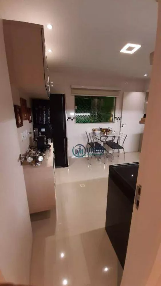 Casa à venda com 4 quartos, 180m² - Foto 5