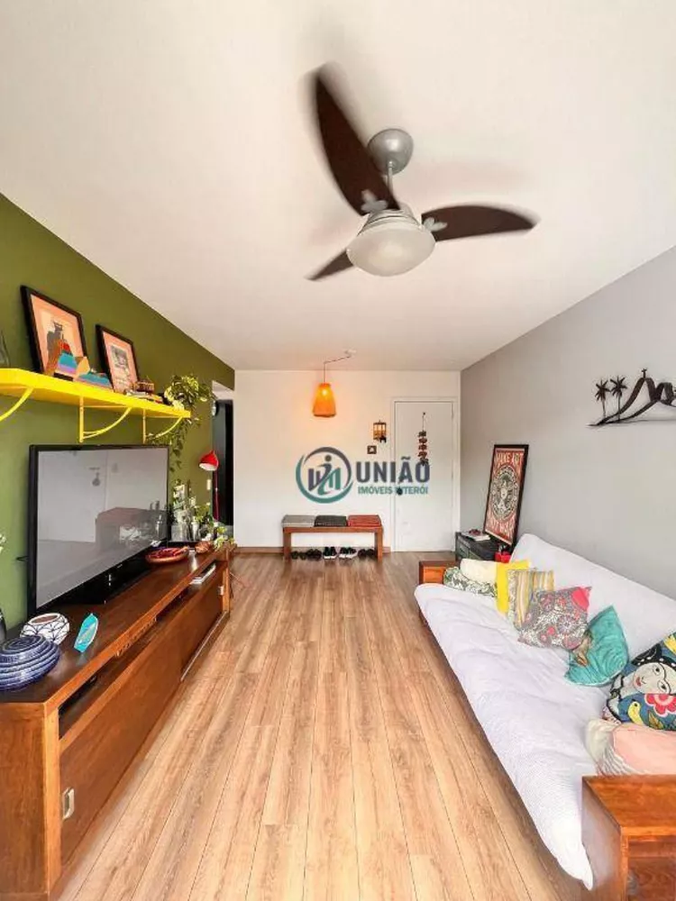 Apartamento à venda com 2 quartos, 68m² - Foto 5