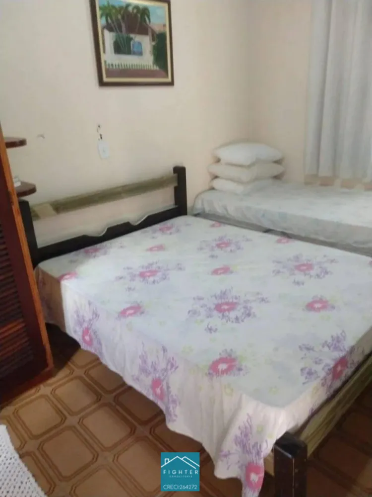 Casa, 4 quartos, 277 m² - Foto 1